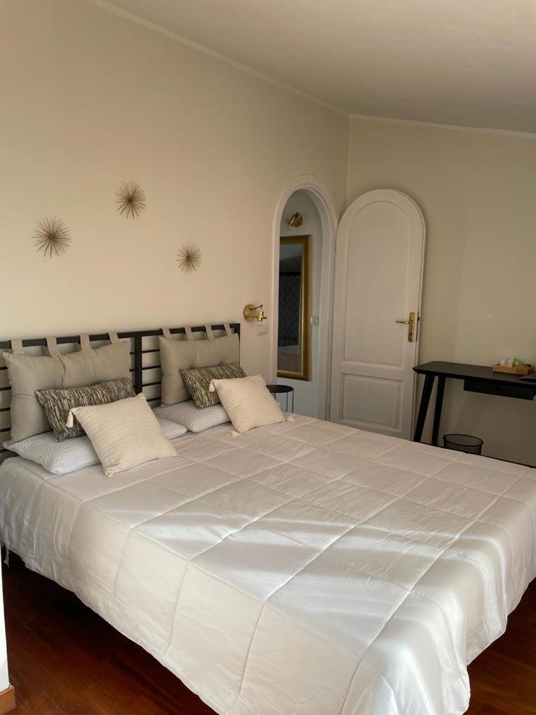 Excellent Rooms Paola'S Olbia Buitenkant foto