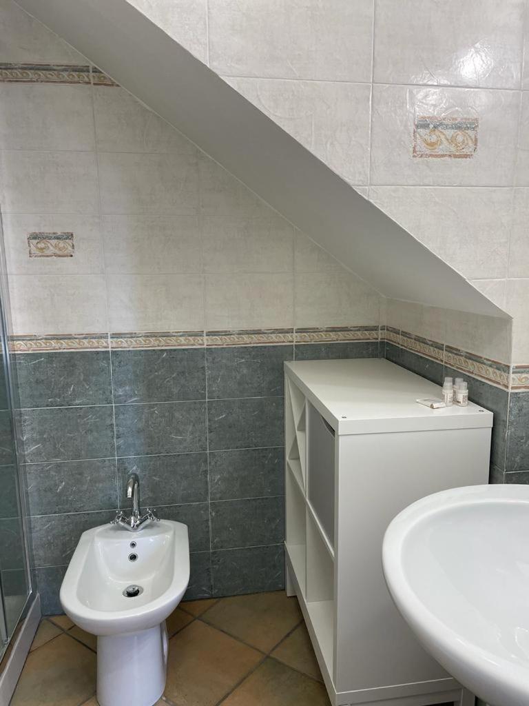 Excellent Rooms Paola'S Olbia Buitenkant foto